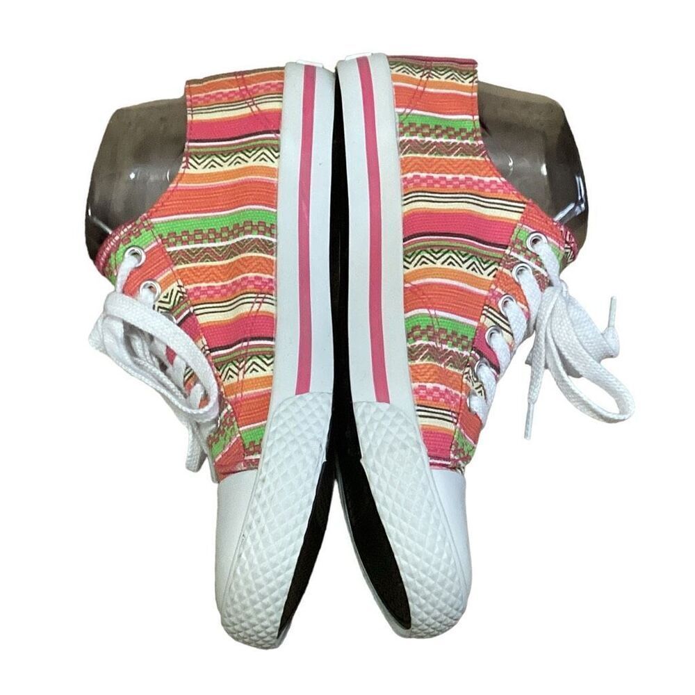 AIRWALK Retro Striped Canvas Lace-up Sneakers - Picture 4 of 13